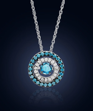 Oceanblue white diamond necklace image manipulation