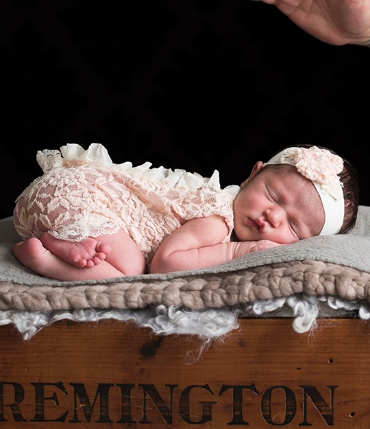 Pasgeboren babyafbeelding voor retoucheren