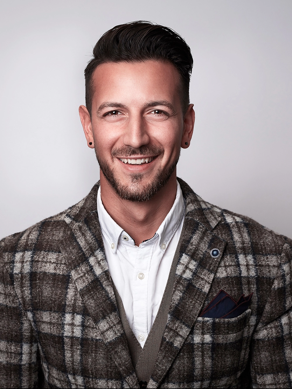 Headshot Retouching Services us