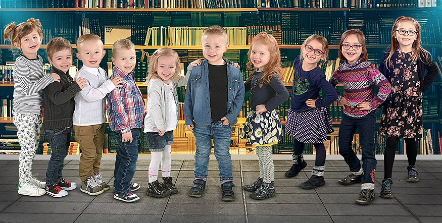 Mejora de fotos grupales de niños en edad escolar - ColorClipping